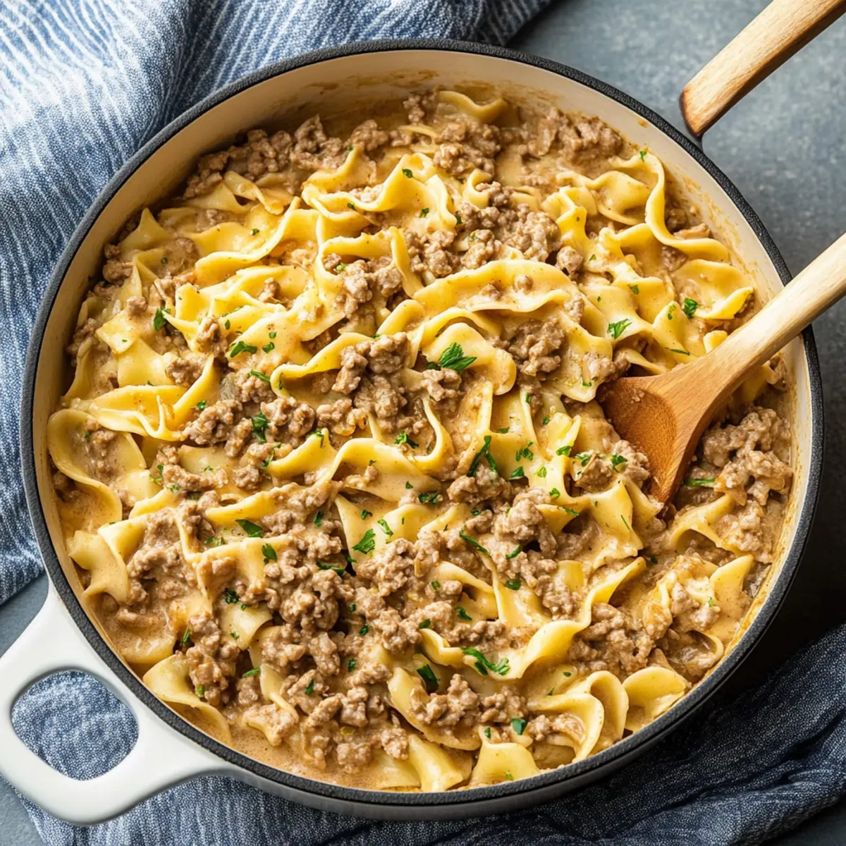 Indulgent Ground Beef Stroganoff Ready in Just 30 Minutes 3 ha4v2qcjji09mswkq3rr