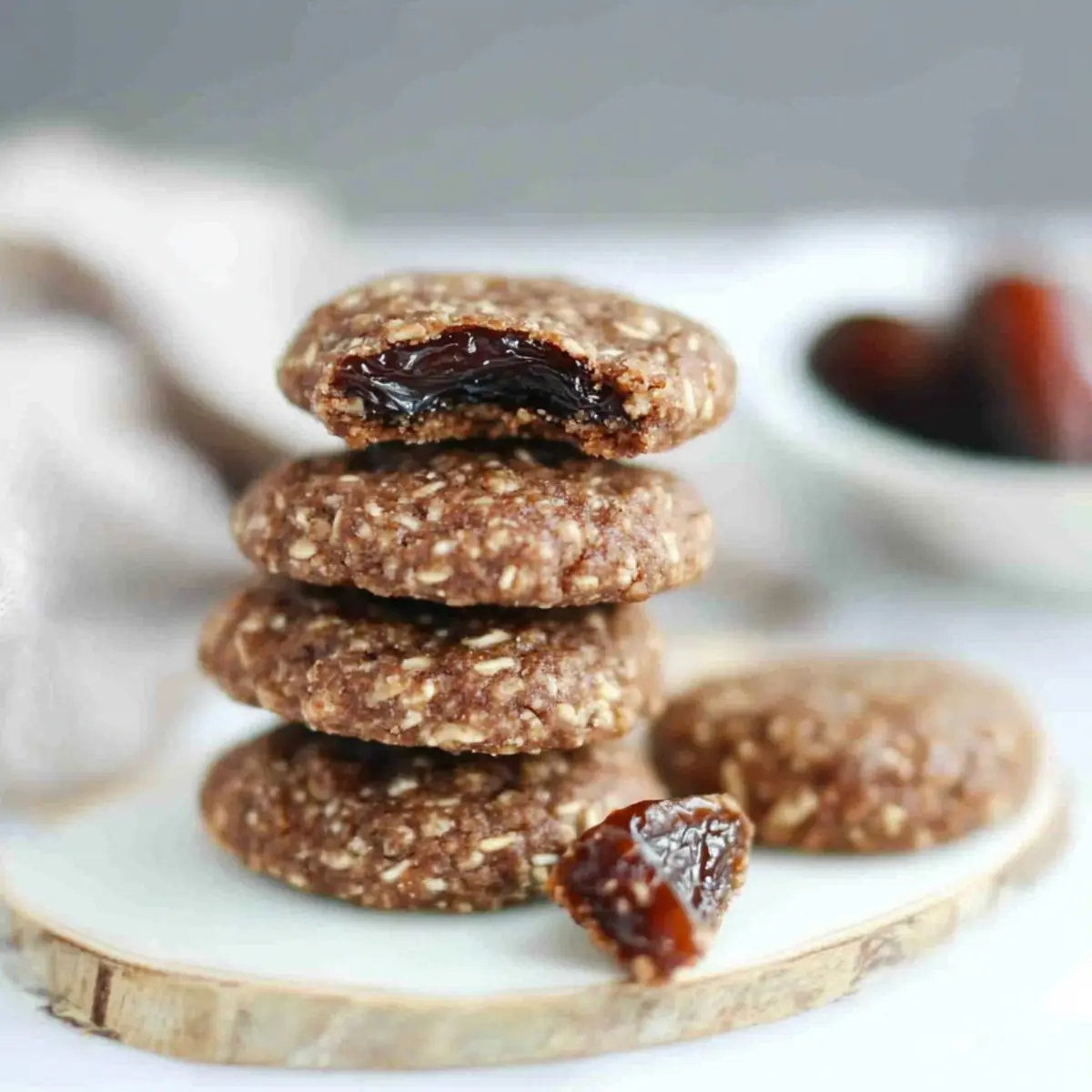 Satisfy Your Cravings: Easy Three Ingredient Date Cookies 1